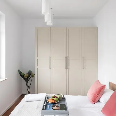 Shortstaypoland Pustelnicka Apartment